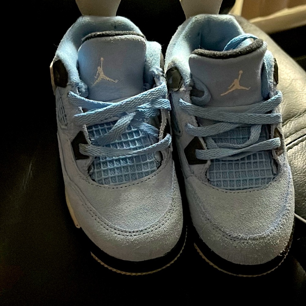 Air Jordan's 4 retro TD university blue